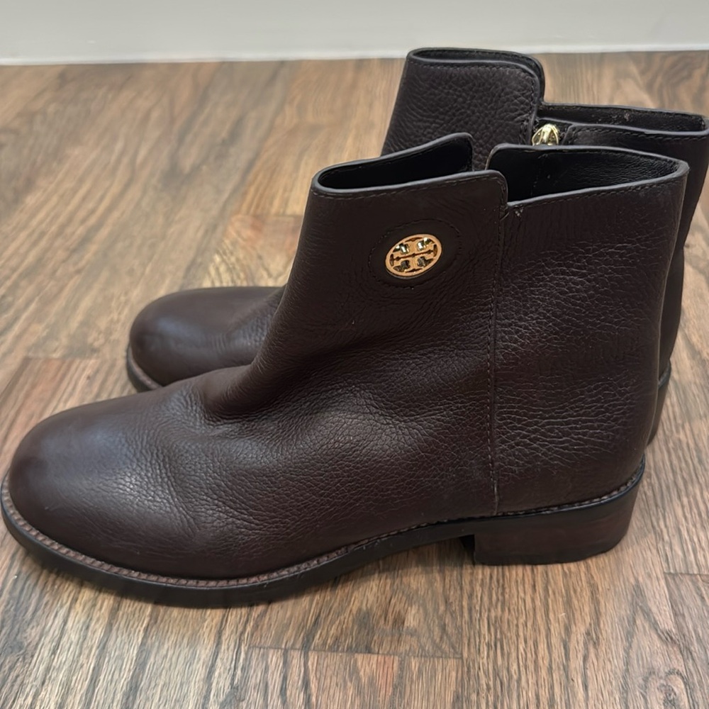 Tory Burch Boots
